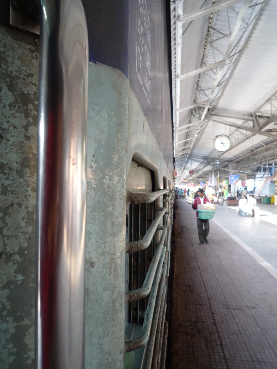 Train to Agra11